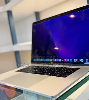 New Laptop Apple MacBook Pro 2016 16GB Intel Core I7 SSD 512GB