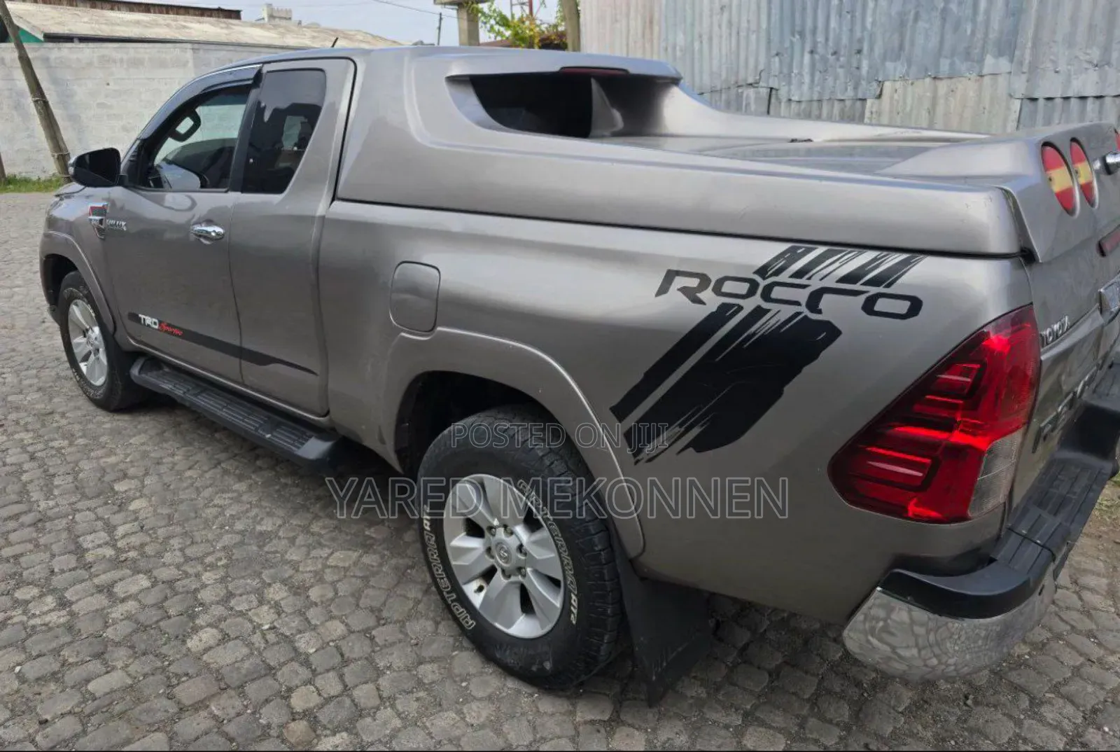 Toyota Hilux 2018 Brown