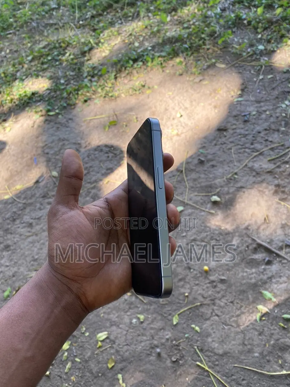 New Apple iPhone 15 Pro 256 GB Silver