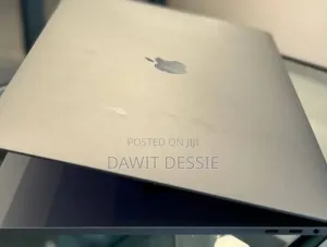 Photo - New Laptop Apple MacBook Pro 2016 16GB Intel Core I7 SSD 512GB