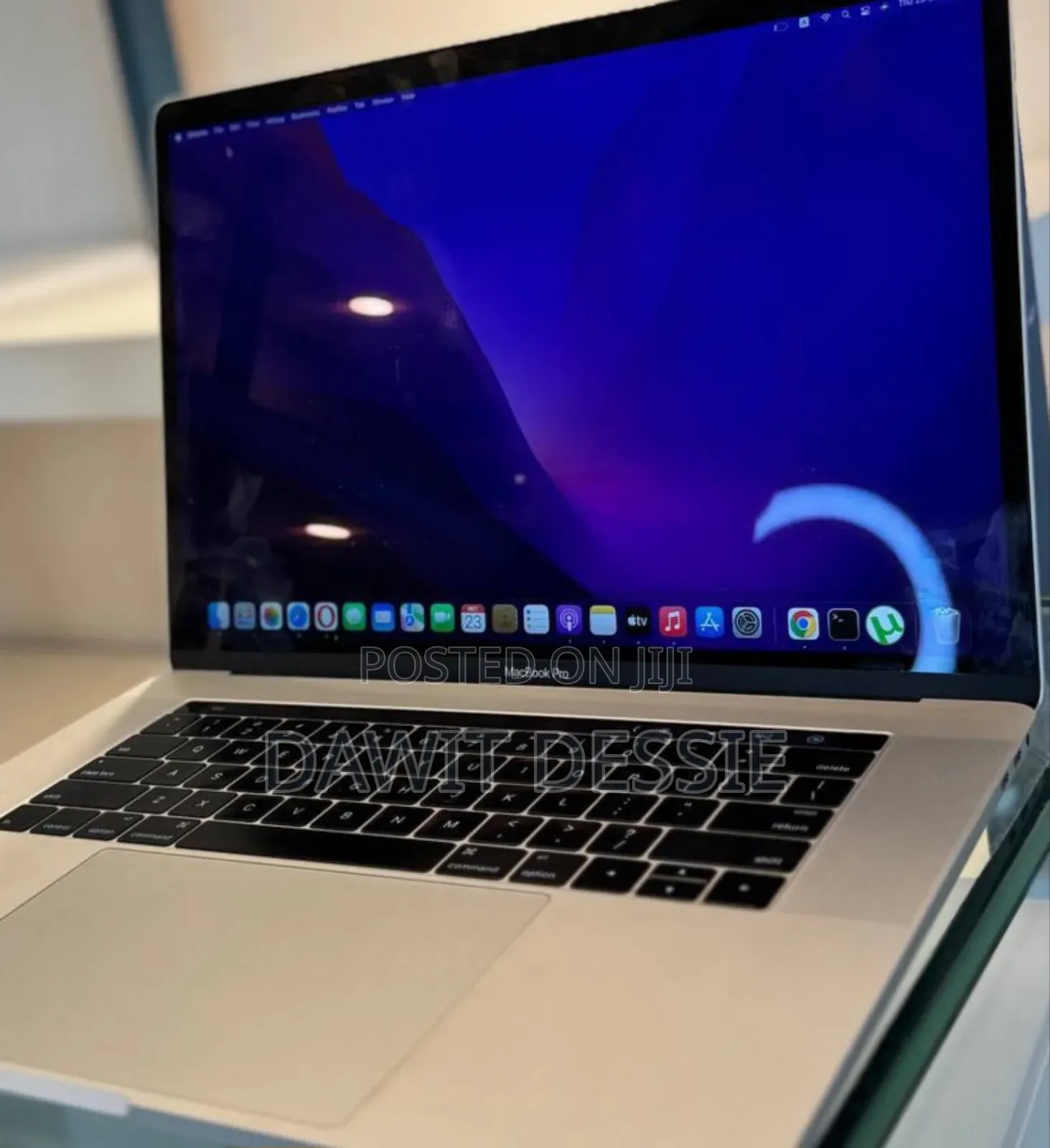 New Laptop Apple MacBook Pro 2016 16GB Intel Core I7 SSD 512GB