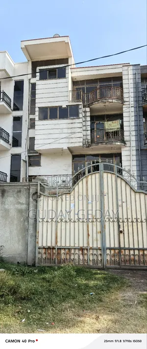 Furnished 7bdrm Maisonette in Akaky Kaliti for sale
