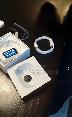 Photo - Earphone / Earpods / Earbuds