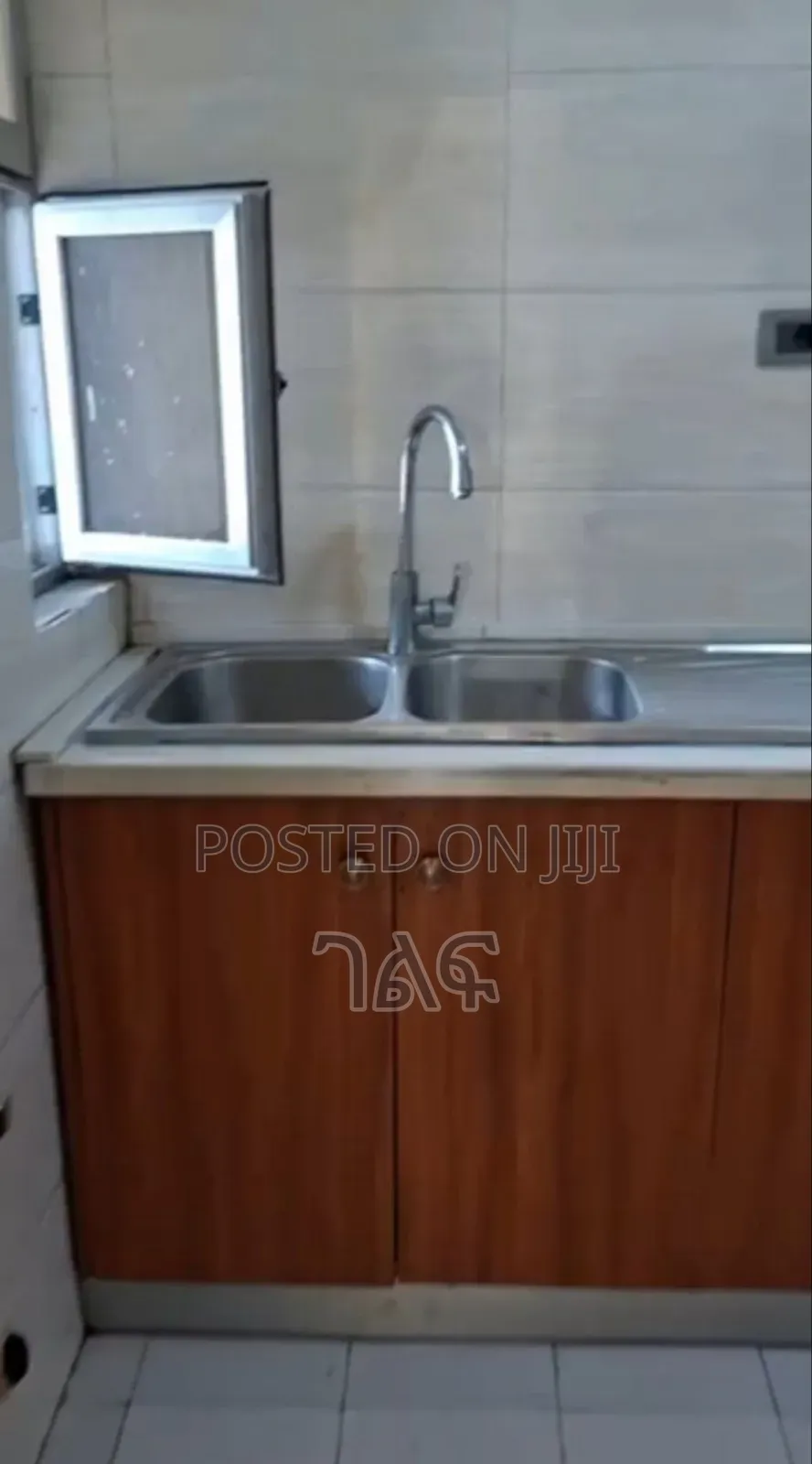 2bdrm Apartment in አስቼኳይ ሽያጭ Cmc ፀሀይ, Bole for sale