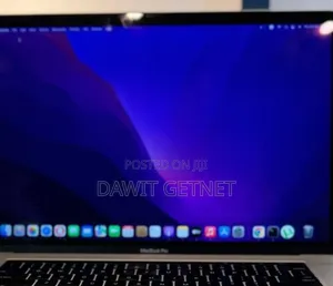 New Laptop Apple MacBook Pro 16GB Intel Core I7 SSD 512GB