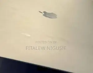 New Laptop Apple MacBook 2016 16GB Intel Core I7 SSD 512GB