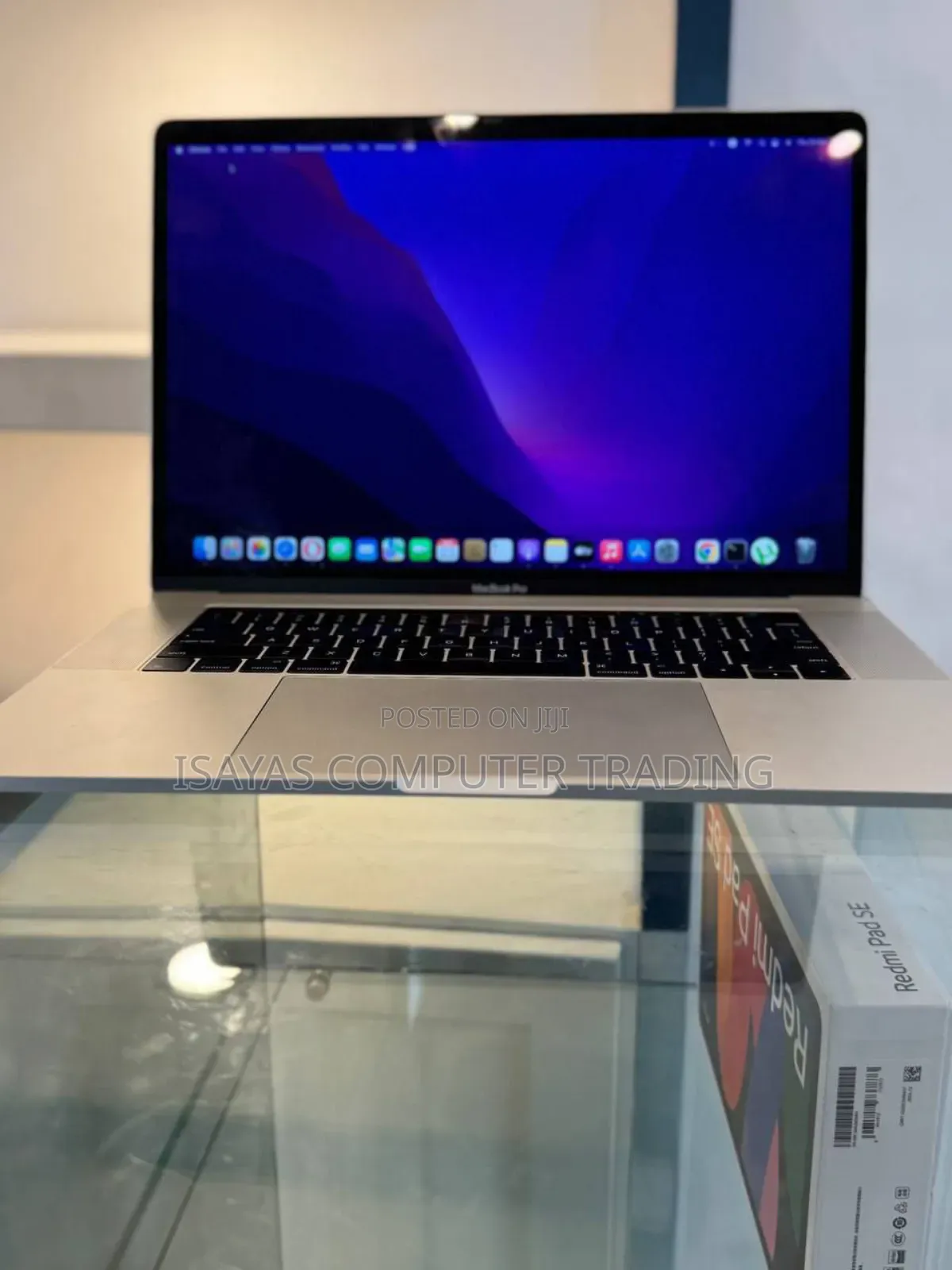 New Laptop Apple MacBook Pro 2017 16GB Intel Core I7 SSD 512GB