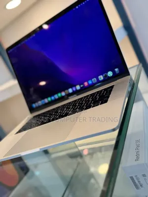 New Laptop Apple MacBook Pro 2017 16GB Intel Core I7 SSD 512GB