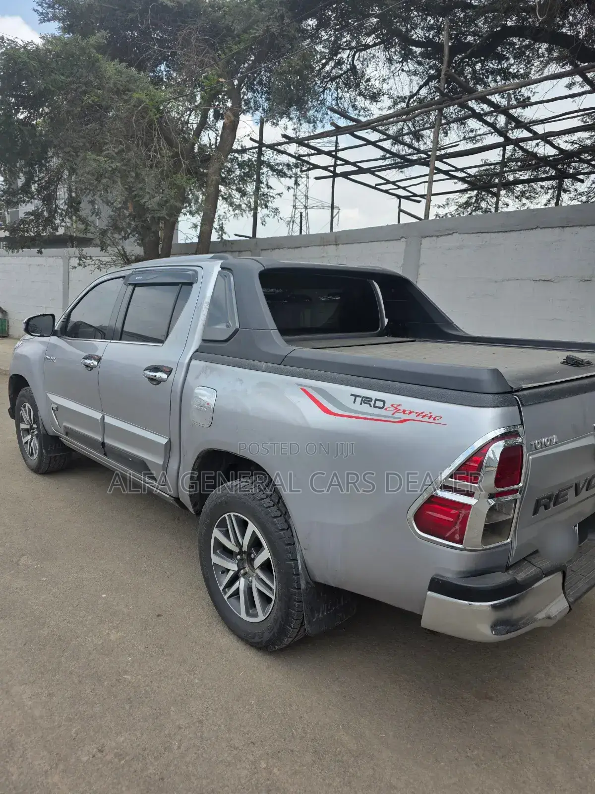 Toyota Hilux 2019 Silver