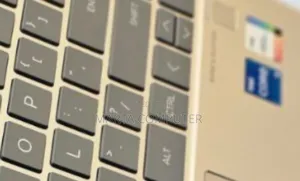 New Laptop HP Envy X360 8GB Intel Core I5 SSD 512GB