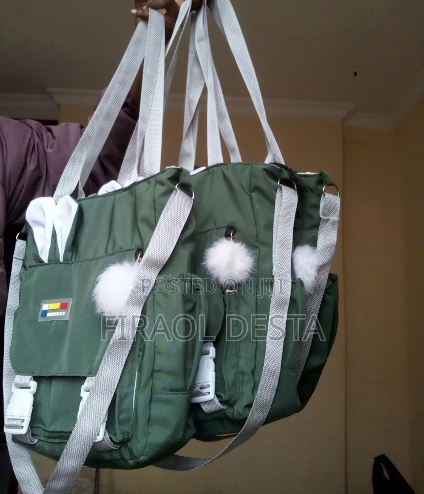 ቆንጆ የጥንቸል ጆሮ ያላቸው ቦርሳዎች!