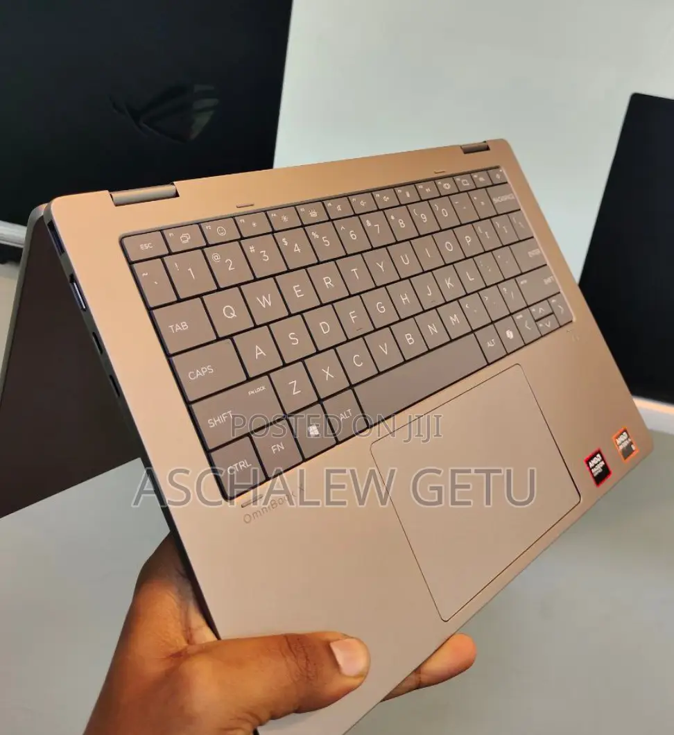 New Laptop HP OmniBook 5 16" 16GB AMD Ryzen 5 SSD 512GB