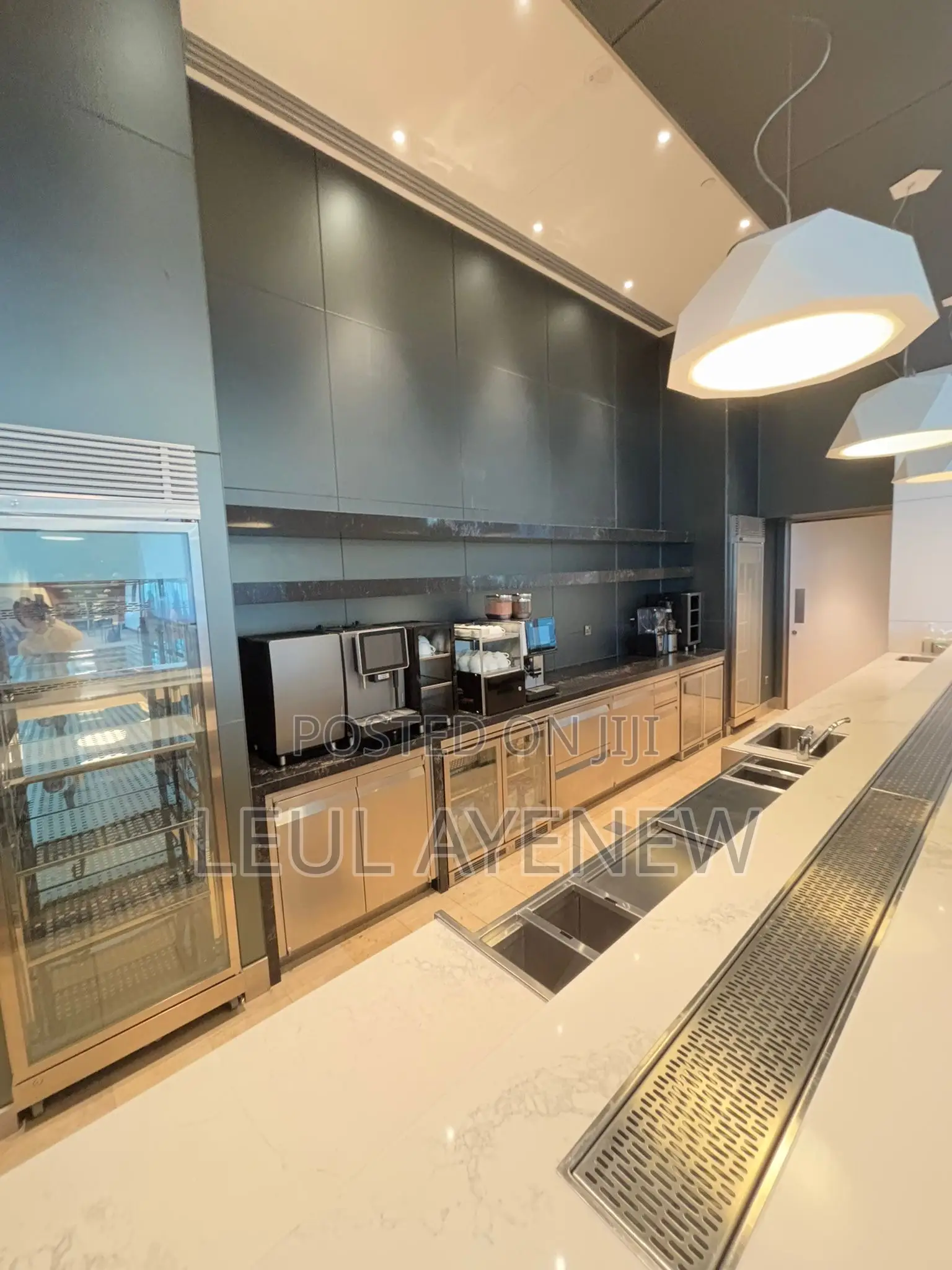 Toyota Vitz 2000 Silver