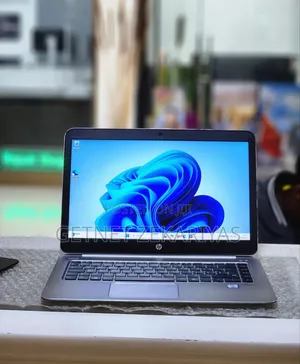 Photo - New Laptop HP EliteBook Folio 1040 G3 8GB Intel Core I5 SSD 256GB