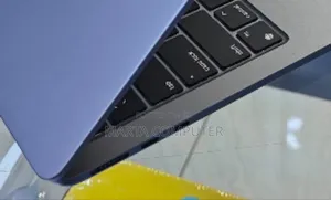 New Laptop Apple MacBook Air 2022 M2 8GB AMD Ryzen 5 SSD 512GB