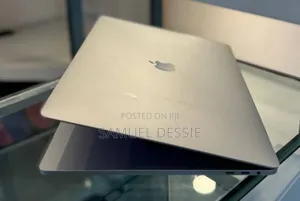 New Laptop Apple MacBook Pro 2016 16GB Intel Core I7 SSD 512GB