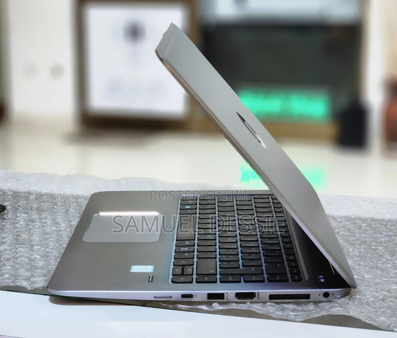 New Laptop HP EliteBook Folio 1040 G3 8GB Intel Core I5 SSD 256GB