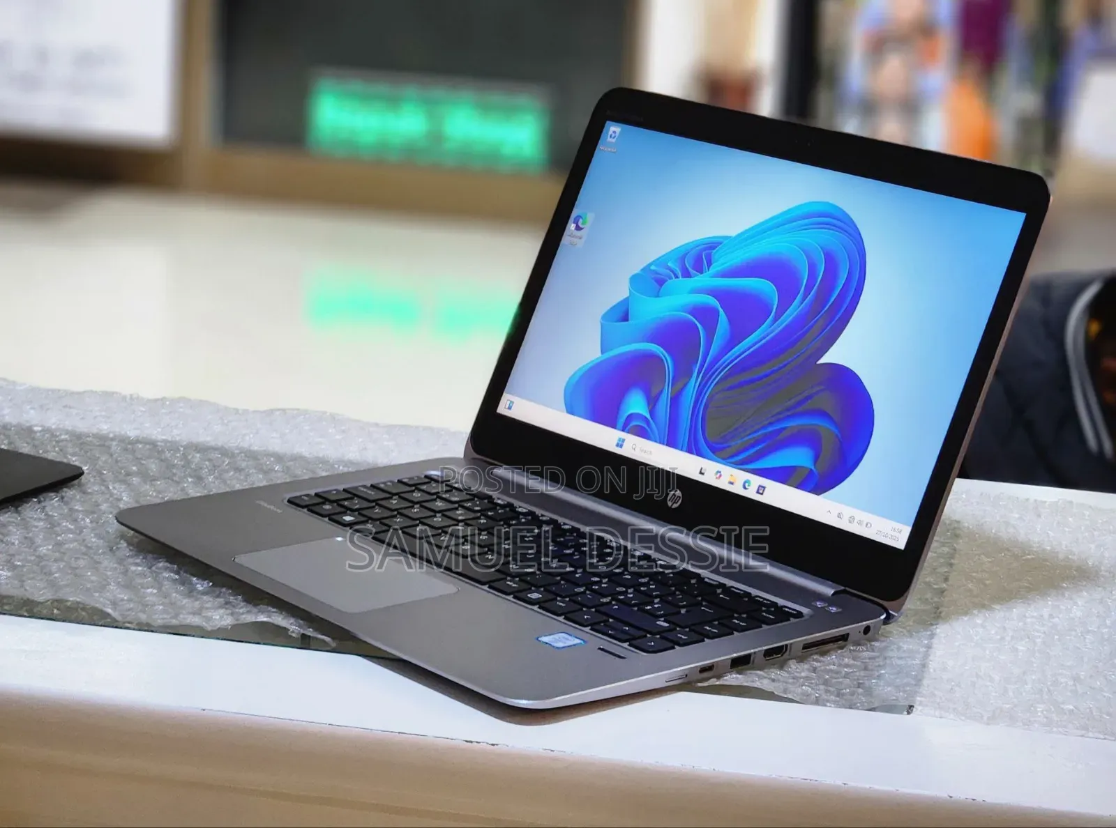 New Laptop HP EliteBook Folio 1040 G3 8GB Intel Core I5 SSD 256GB