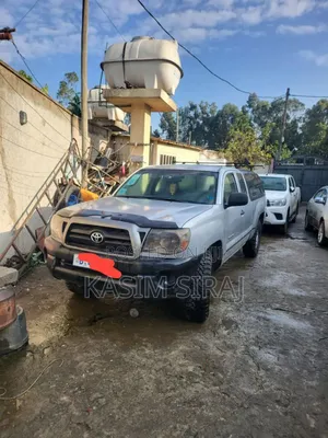 Photo - Toyota Tacoma Access Cab Automatic 2012 Silver