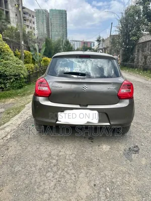 Suzuki Swift 2022 Gray