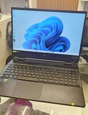 New Laptop Acer Predator Helios 300 16GB Intel Core I9 SSD 1T