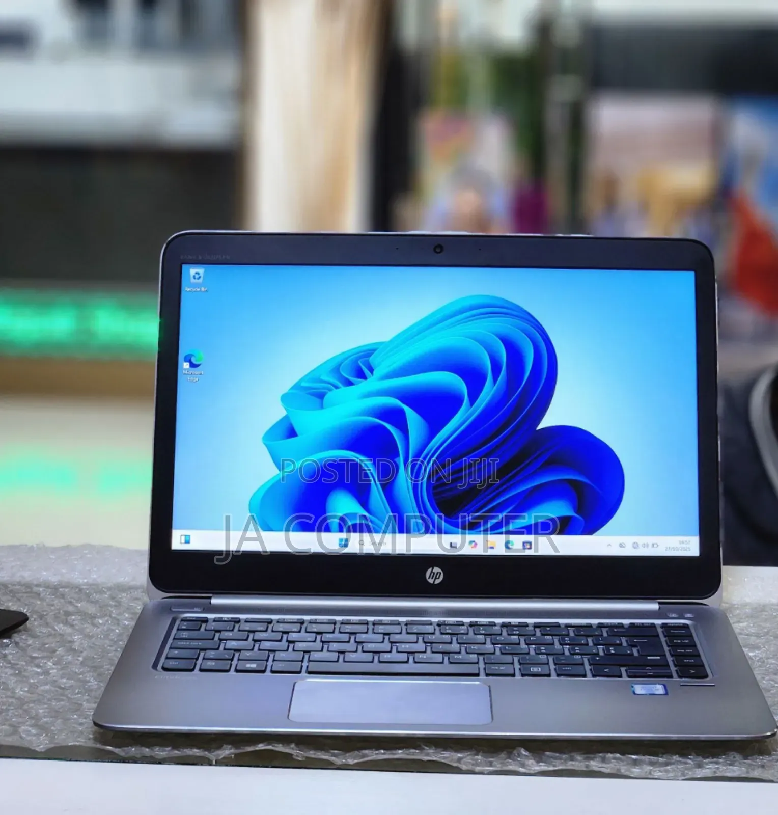 New Laptop HP EliteBook X360 1030 G3 8GB Intel Core I5 SSD 256GB