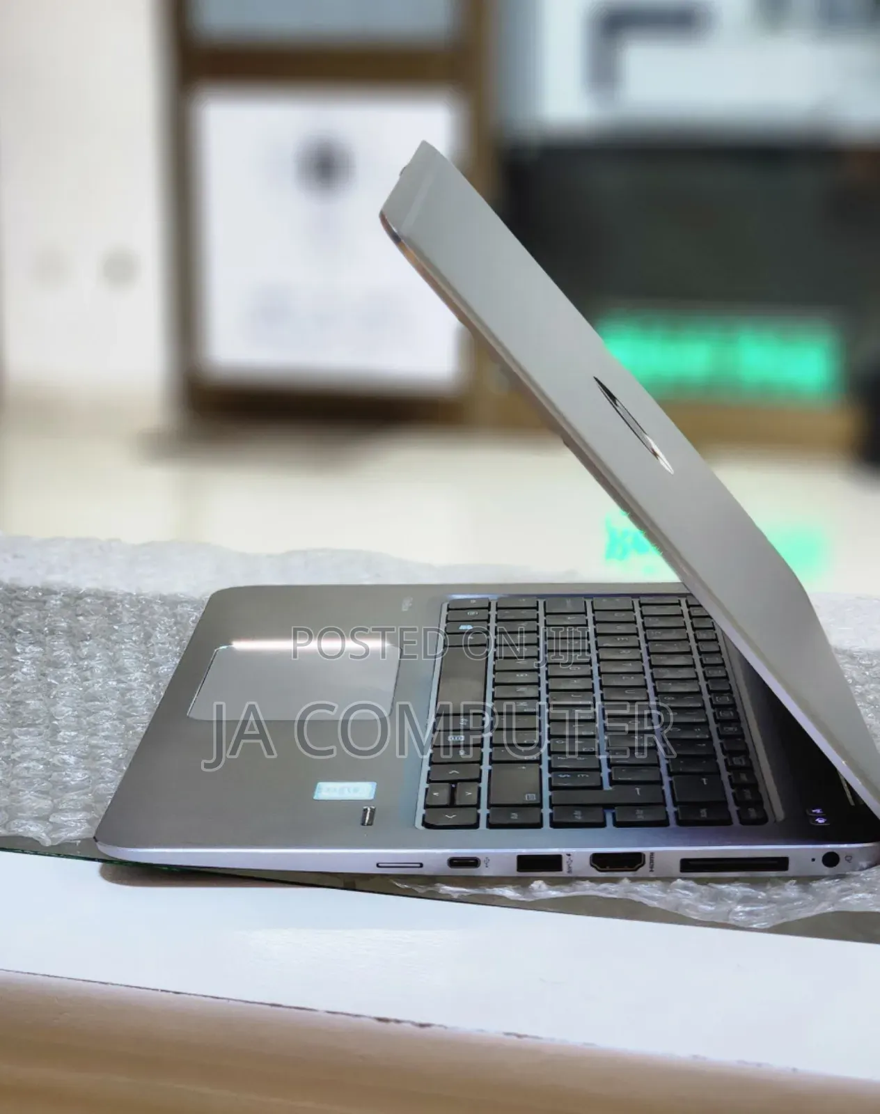 New Laptop HP EliteBook X360 1030 G3 8GB Intel Core I5 SSD 256GB