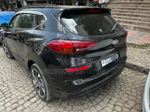 Hyundai Tucson Limited AWD 2019 Black