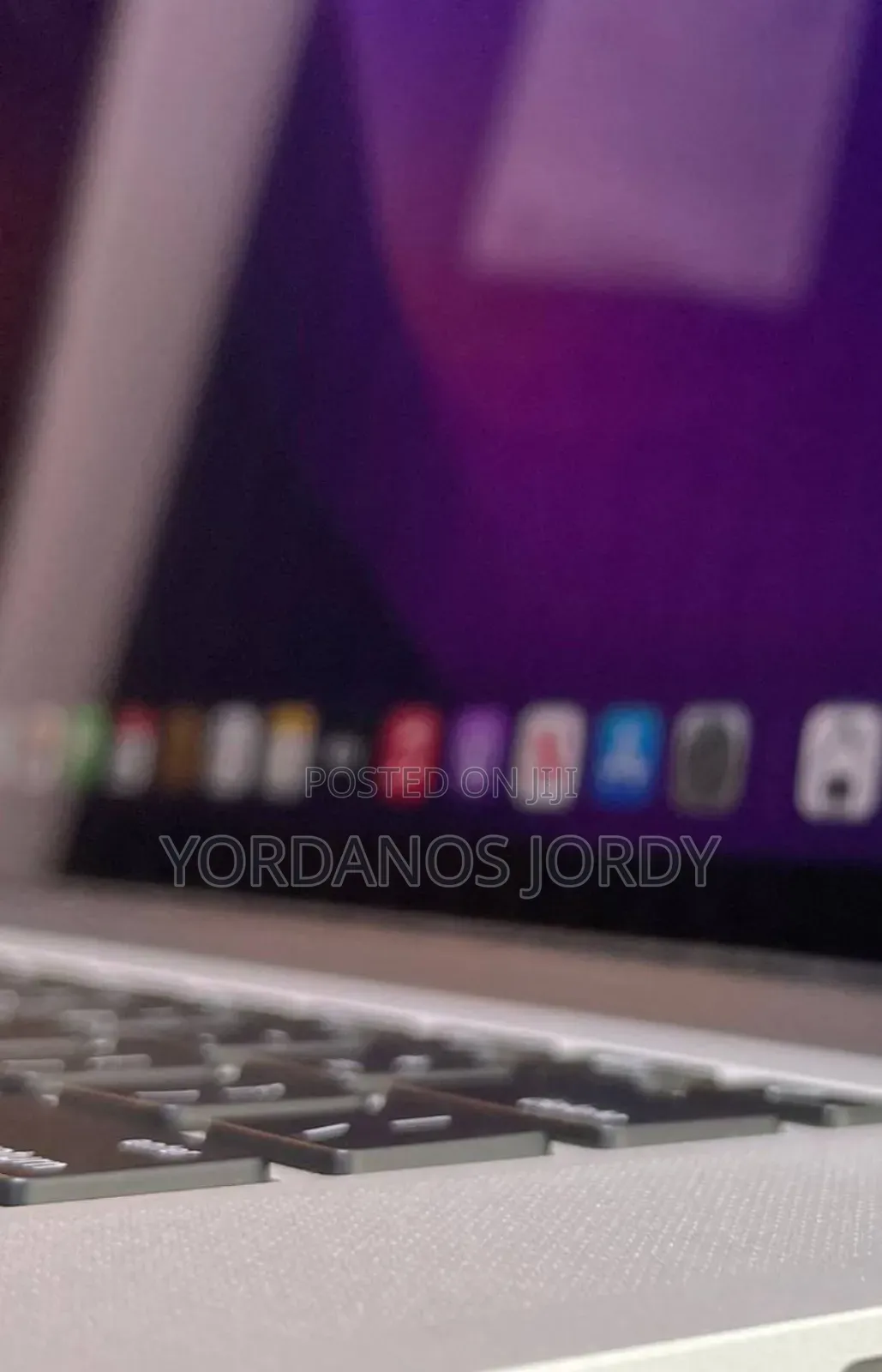 New Laptop Apple MacBook Pro 2015 16GB Intel Core I7 SSD 256GB