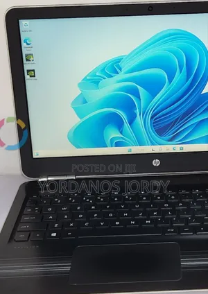 New Laptop HP Pavilion 15 8GB Intel Core I5 SSD 256GB