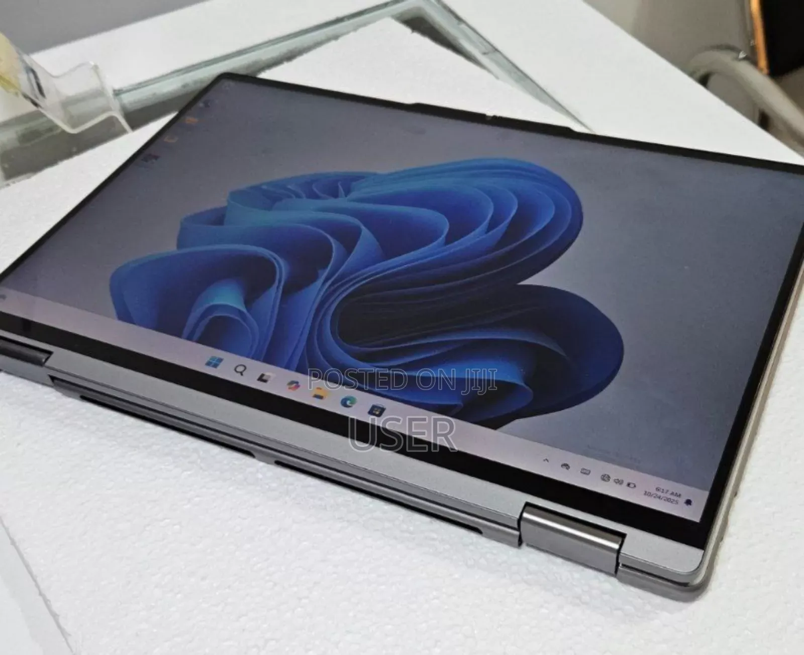 New Laptop Lenovo Yoga 7i 16GB Intel Core I7 SSD 512GB