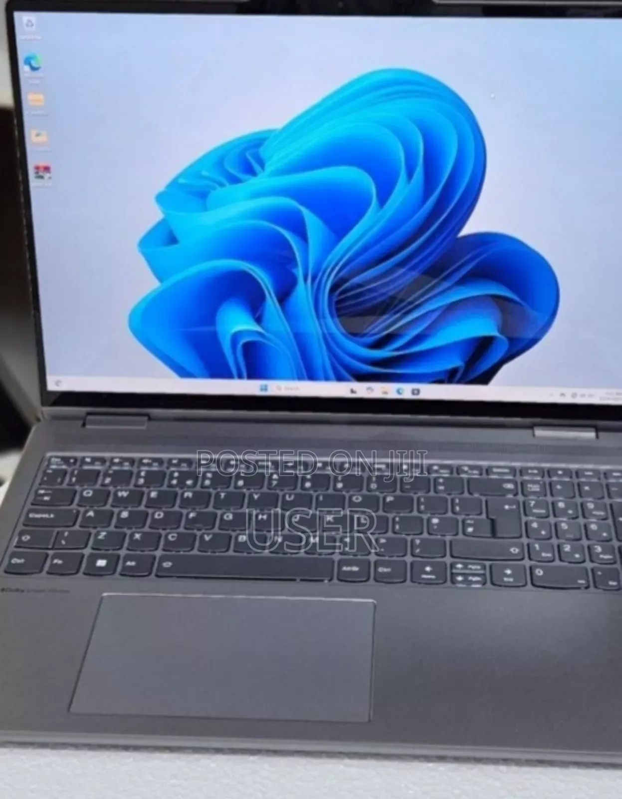 New Laptop Lenovo Yoga 7i 16GB Intel Core I7 SSD 512GB