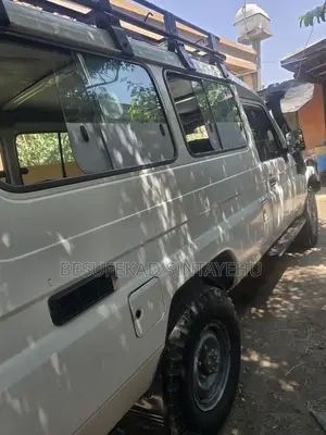 Toyota Land Cruiser 76 Series 2007 White