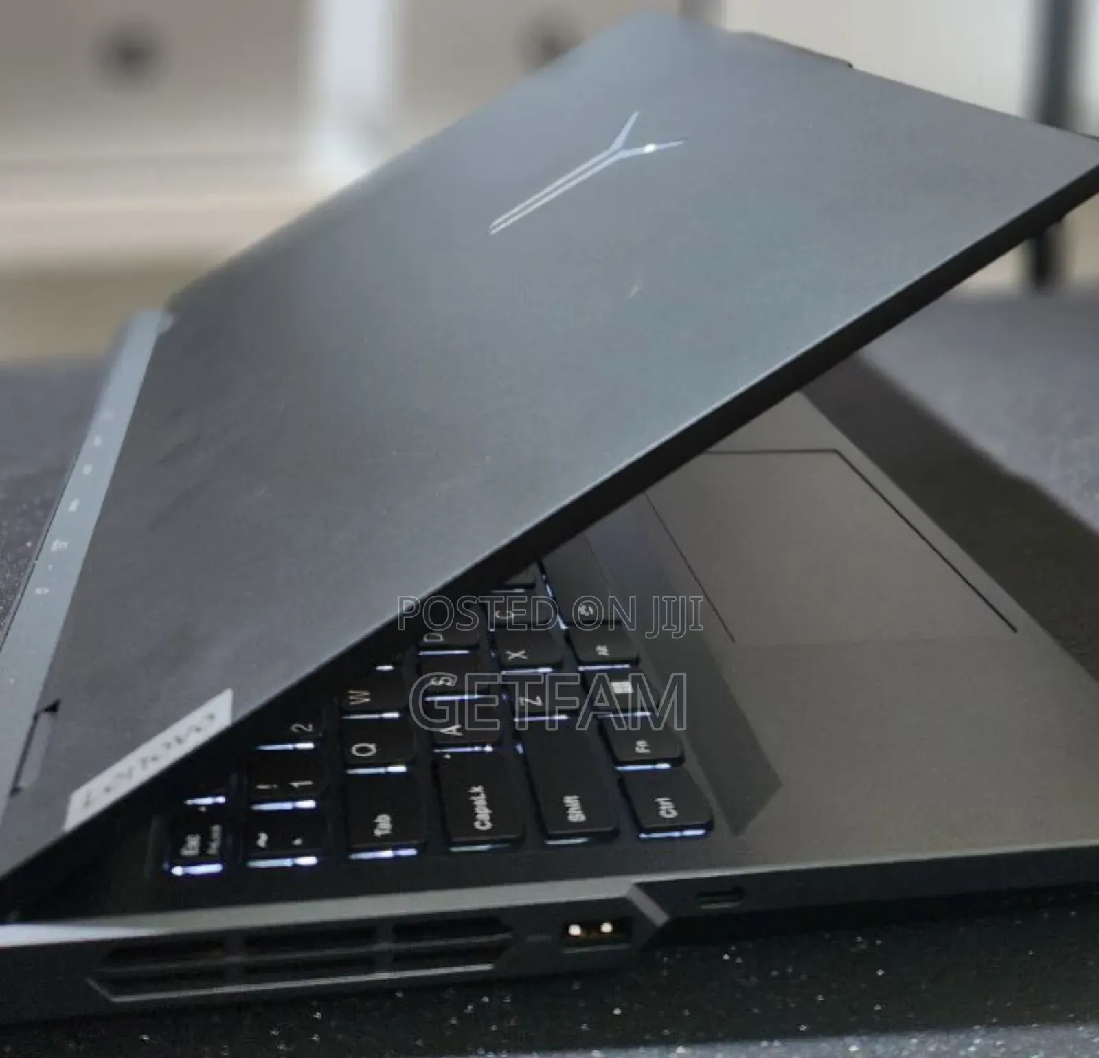 New Laptop Lenovo Yoga 700 32GB Intel Core I9 SSD 1T