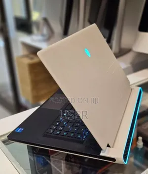 New Laptop Alienware Area-51m 32GB Intel Core I7 SSD 512GB