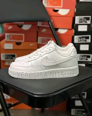 Photo - Nike Air Force 1 (Shoes)