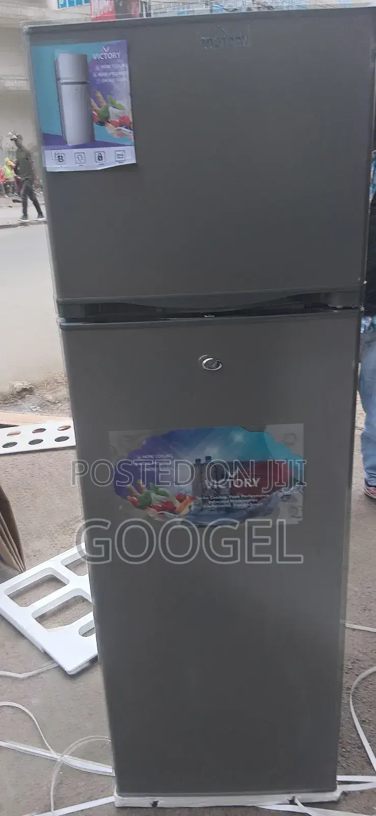 Victory 330p Refrigerator Vic