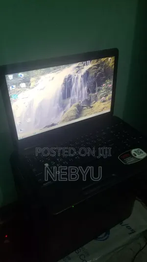 Laptop Toshiba Satellite C655D 3GB AMD HDD 256GB