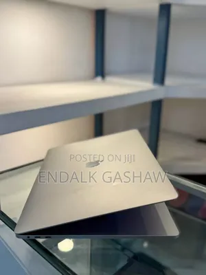 New Laptop Apple MacBook Pro 2016 16GB Intel Core I7 SSD 512GB