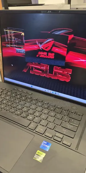 New Laptop Asus ROG Zephyrus G15 16GB Intel Core I7 SSD 1T