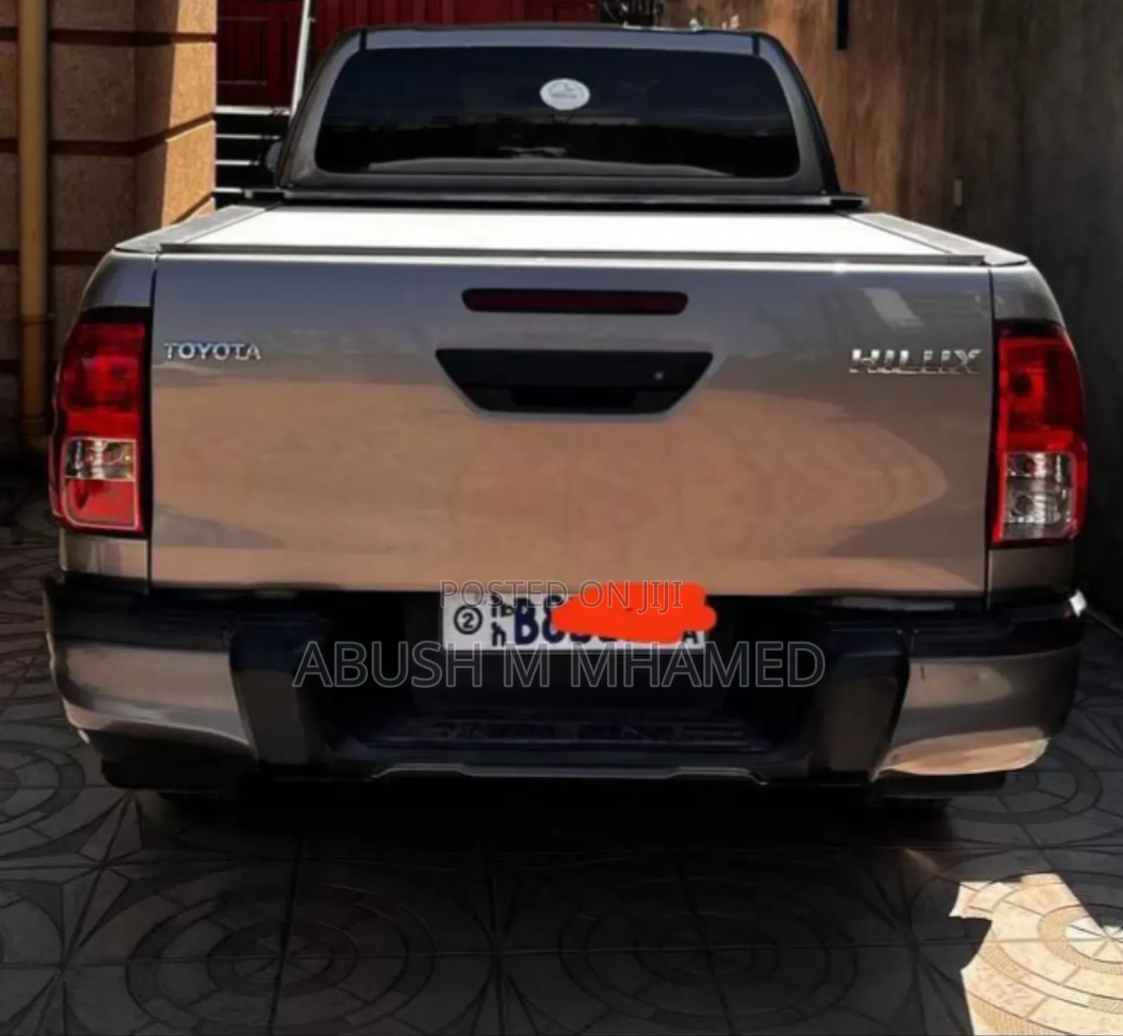 Toyota Hilux 2020 Gray