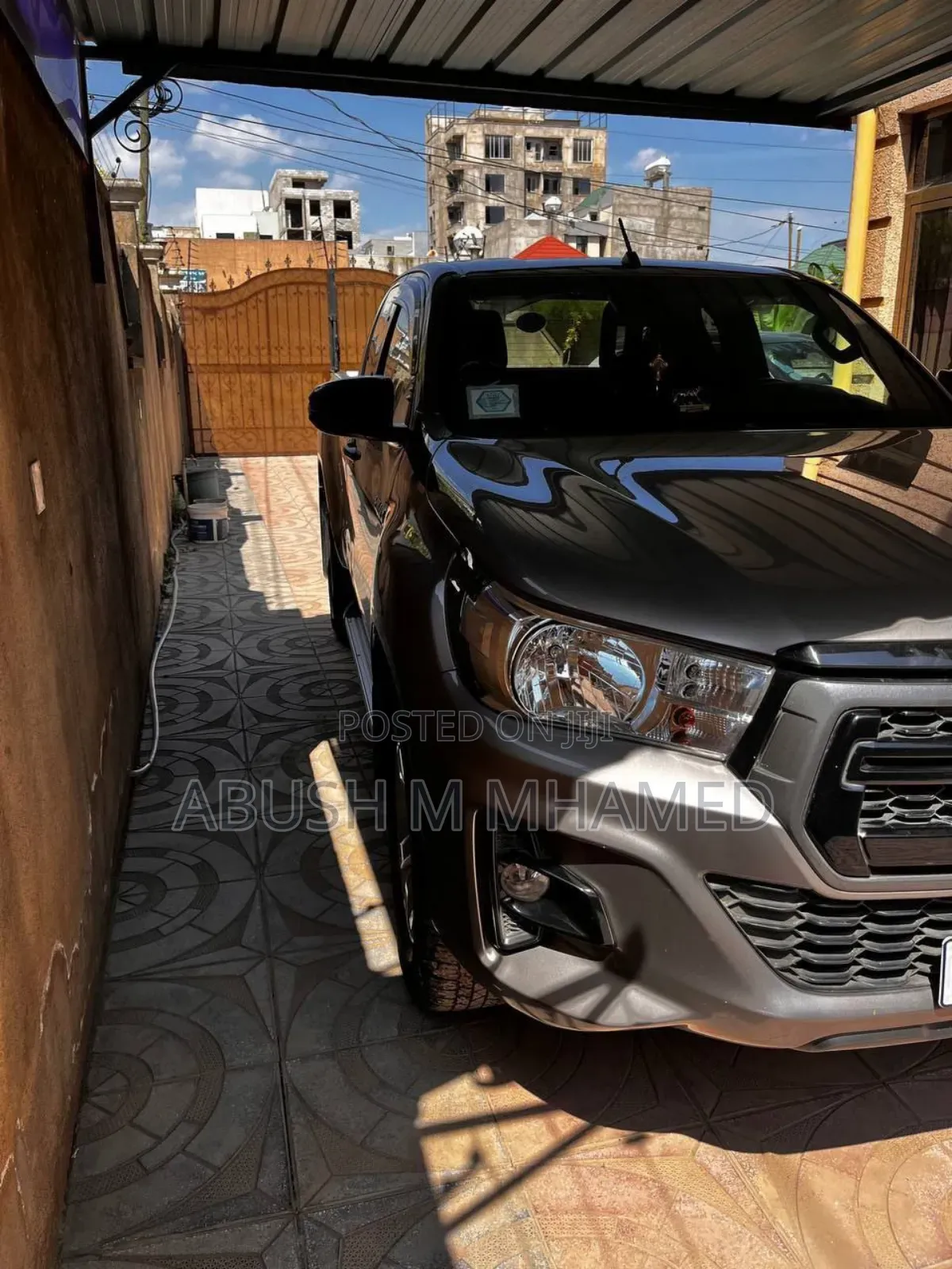 Toyota Hilux 2020 Gray