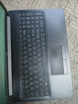 Laptop HP 15-Da2933nia 4GB Intel Core I3 HDD 1T