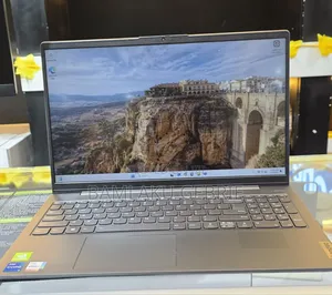 New Laptop Lenovo IdeaPad U110 16GB Intel Core I7 SSD 512GB