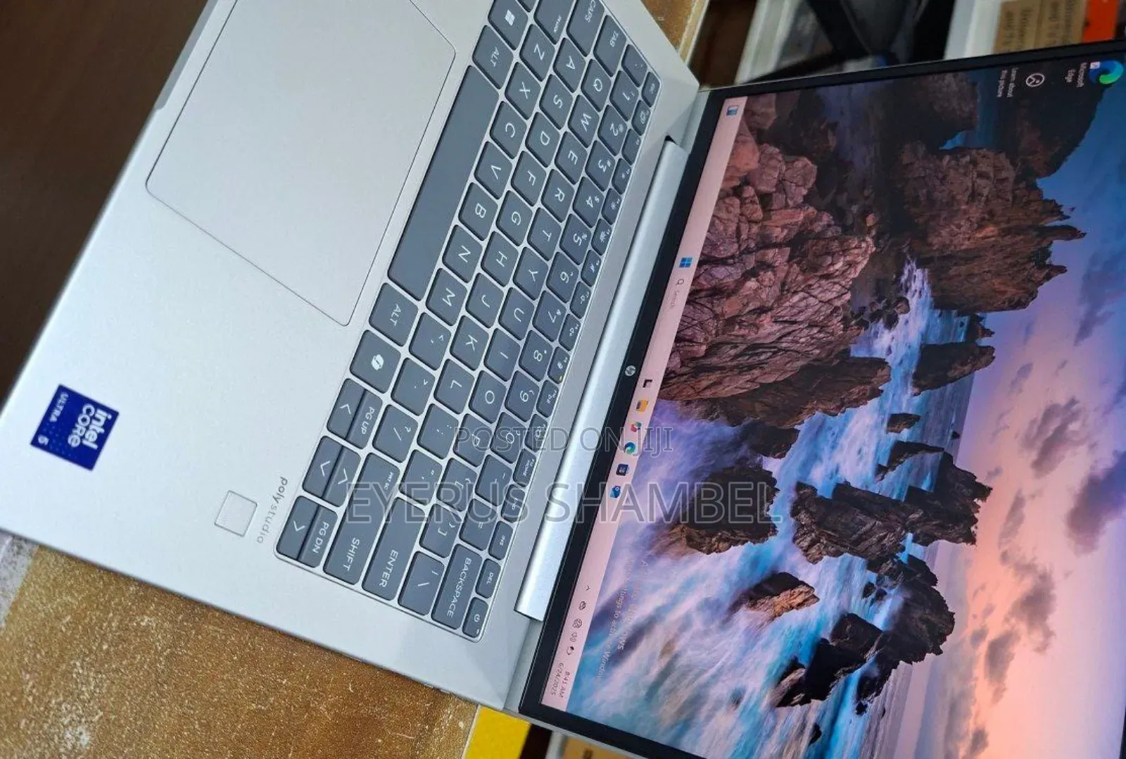 New Laptop HP ProBook 440 16GB Intel Core Ultra 5 SSD 512GB