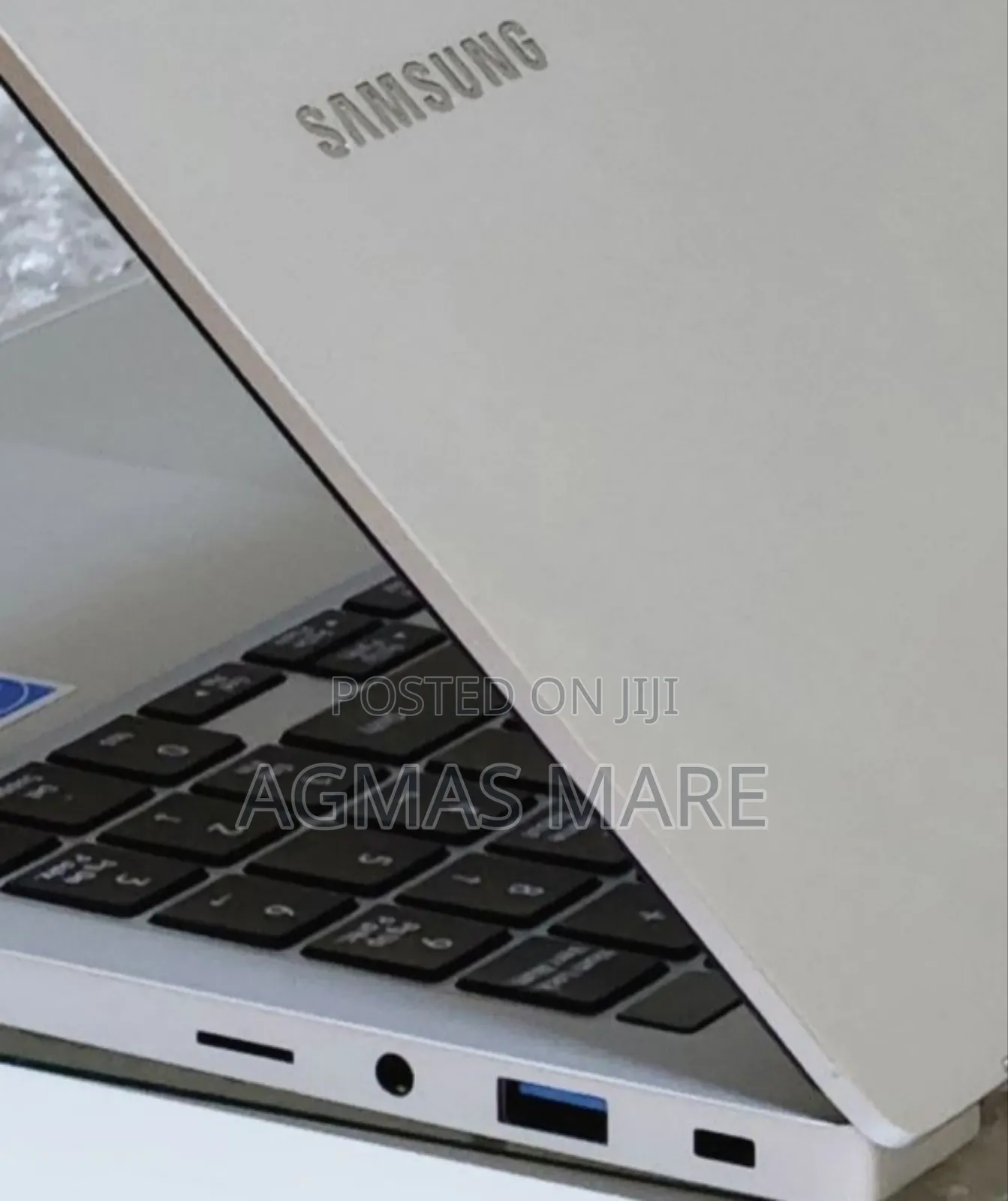 New Laptop Samsung 8GB Intel Core I5 SSD 256GB