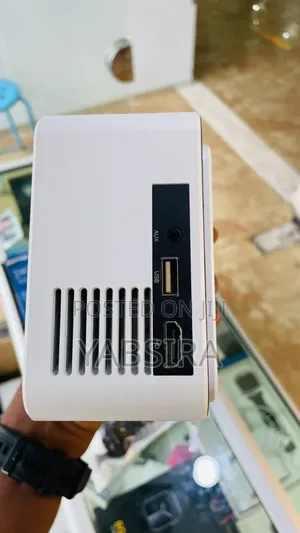 አስገብተናል Boorego Smart 6 Mini Projector