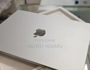 Photo - New Laptop Airis 8GB Intel Core I5 SSD 256GB