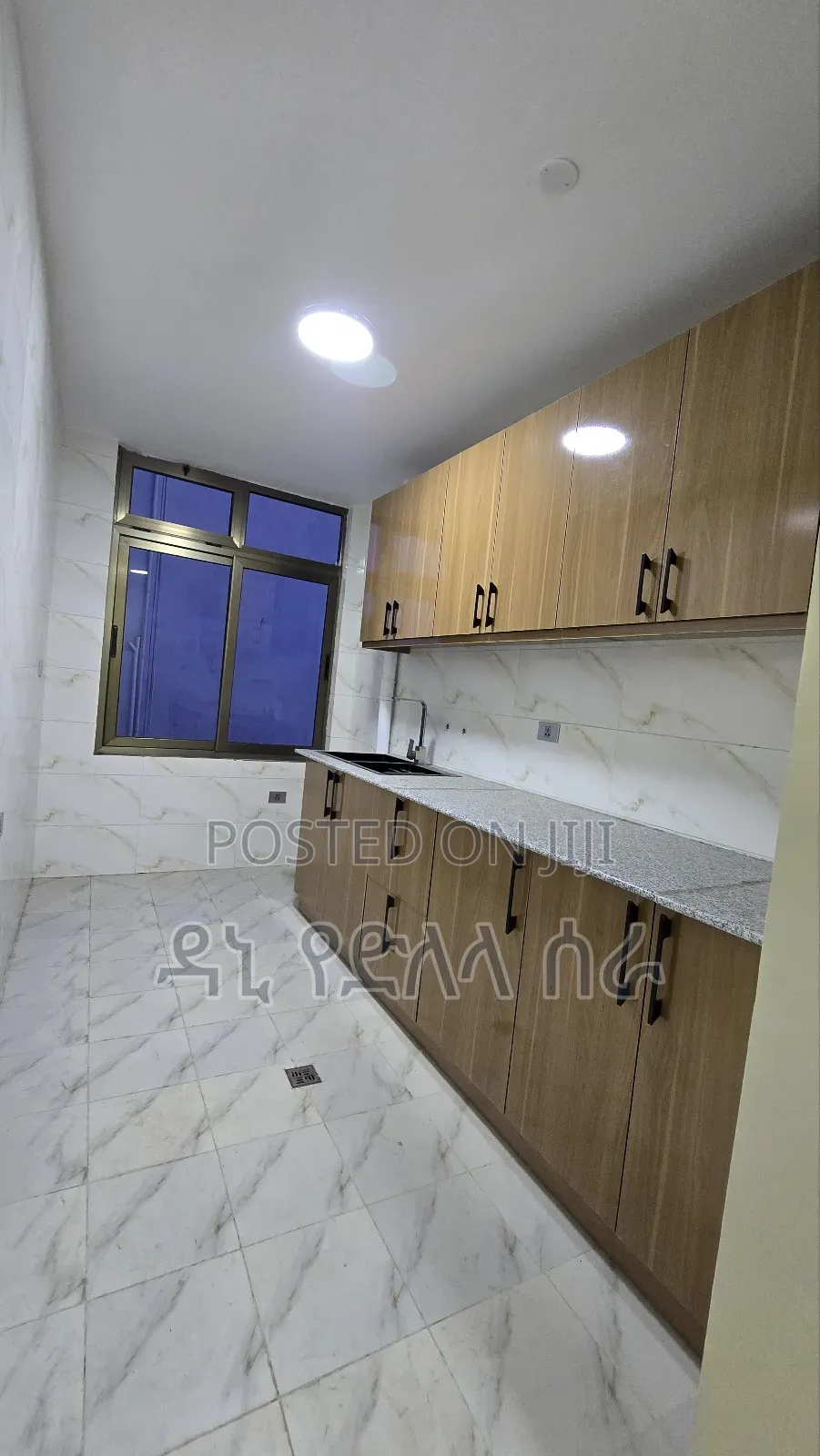Furnished 3bdrm Apartment in አዲስ አበባ, Bole for sale