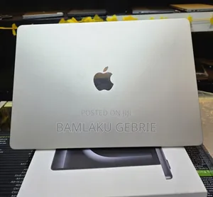 New Laptop Apple MacBook Air 2024 M3 15-Inch 8GB Apple M3 SSD 256GB
